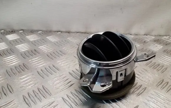 Jeep Patriot Dash center air vent grill 