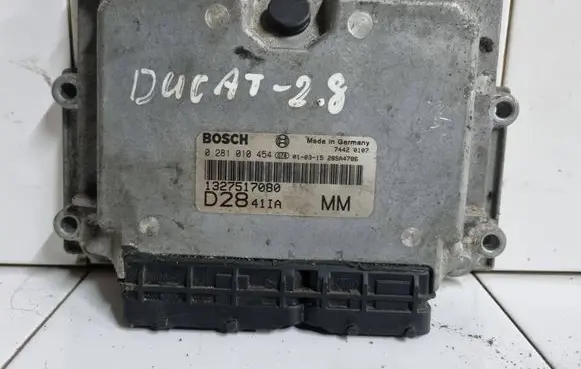 Fiat Ducato Engine control unit/module 0281010454 28SA4786 1327517080