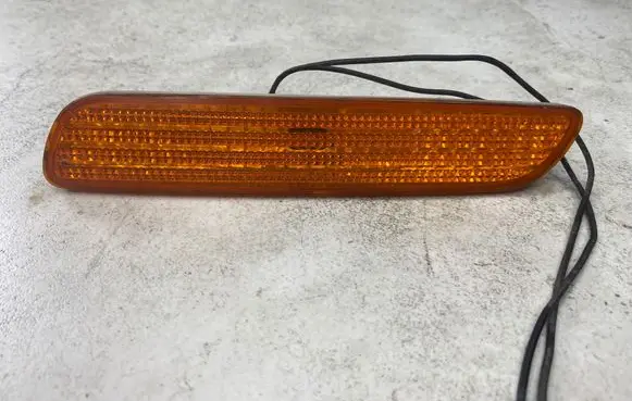 Volvo S40, V40 Rear Tail Bumper Turn Signal 34400206 30888129