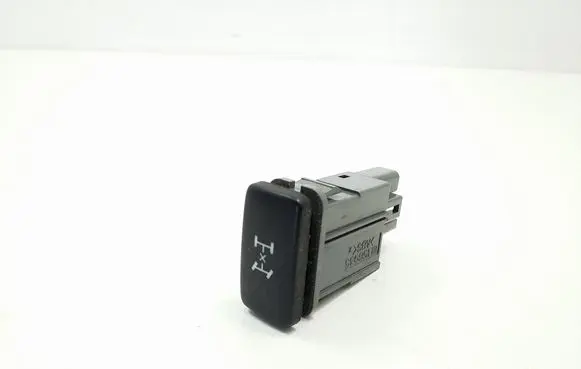 Toyota Land Cruiser (J120) Differential lock switch 8472560080