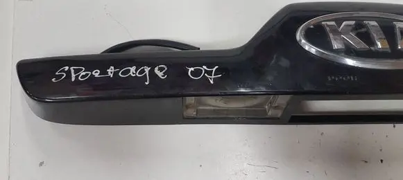 KIA Sportage Trunk door license plate light bar 925011F0