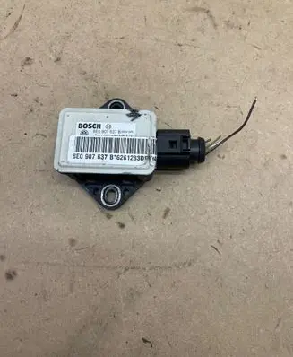 Audi A4 S4 B7 8E 8H ESP acceleration yaw rate sensor 8E0907637B 6261283D