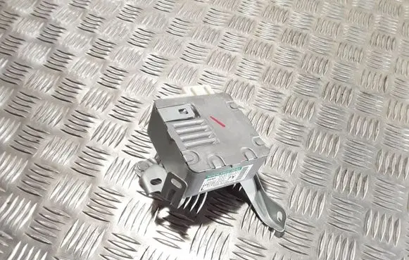 Toyota Yaris Power steering control unit/module 896500D160 JL501000841 1129003031