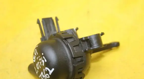 Volkswagen Golf VI Intake manifold