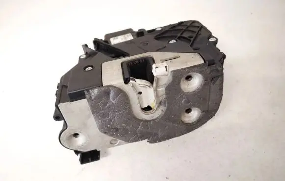 Ford B-MAX Front door lock av1ar21812dd av1a-r21812-dd