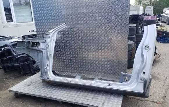 Ford Ranger Front sill (body part) 