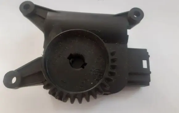 Skoda Roomster (5J) Intake manifold valve actuator/motor 0132801357