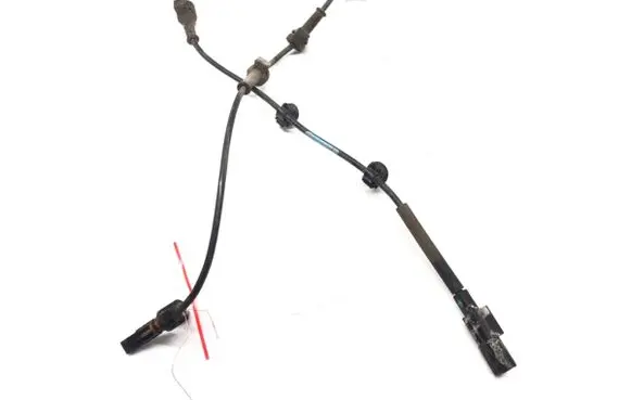 Suzuki SX4 S-Cross ABS wheel speed sensor 