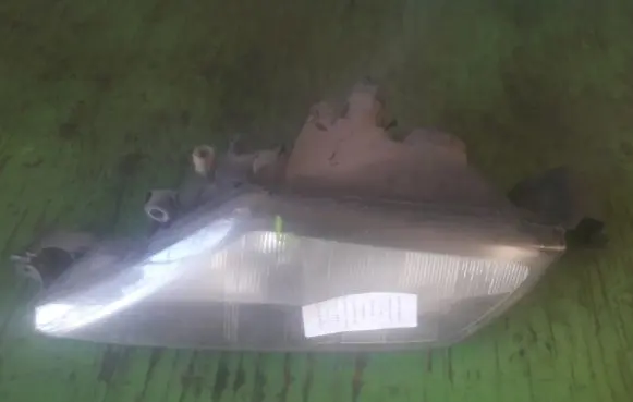 Lancia Y10 Headlight/headlamp