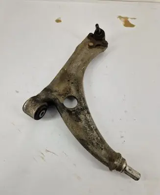 Audi Q3 8U Front lower control arm/wishbone 3C0153D