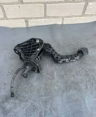 Volkswagen PASSAT B6 Clutch pedal 3C1721059BE 1K0721796K 3C0721388K