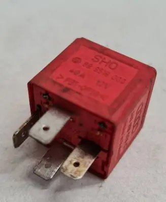 Audi A4 S4 B5 8D Other relay 899519000 411A