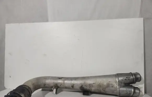 Audi Q7 4L Intercooler hose/pipe 7L6145945C