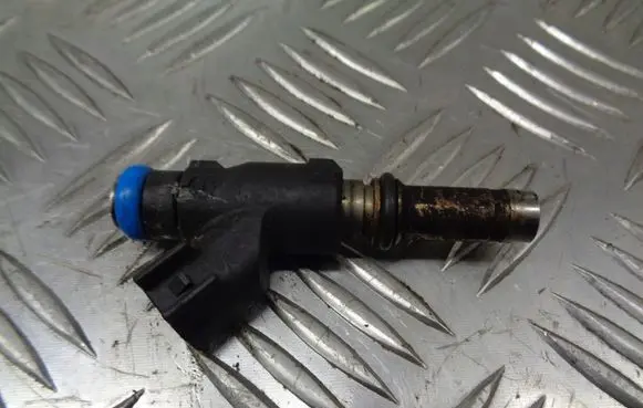 Opel Astra H Fuel injectors set 25380933