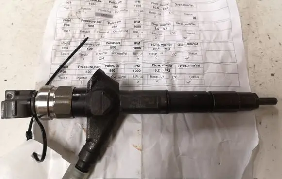 Nissan Primera Fuel injector AW421AW4 AW421