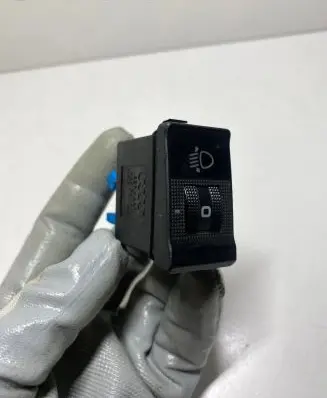 Audi A6 S6 C4 4A Headlight level height control switch 4A0941301A