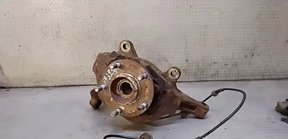Nissan Murano Z50 Front wheel hub spindle knuckle
