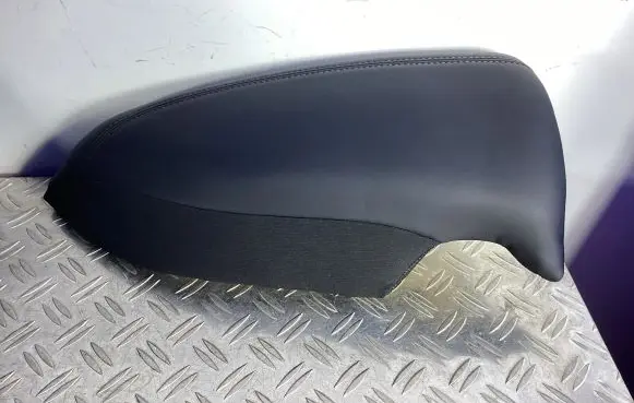 Tesla Model S Rear seat guide rail B0LL37869 AG160206