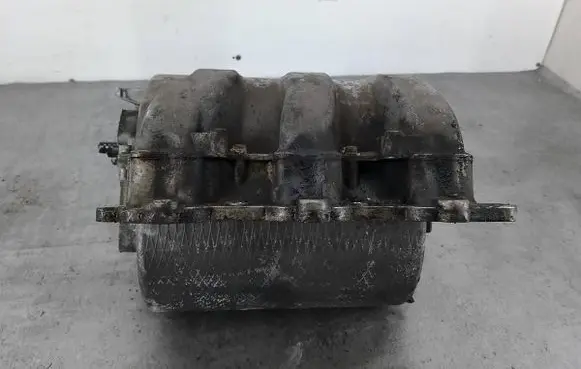 Mercedes-Benz CLK A209 C209 Intake manifold A1121401901