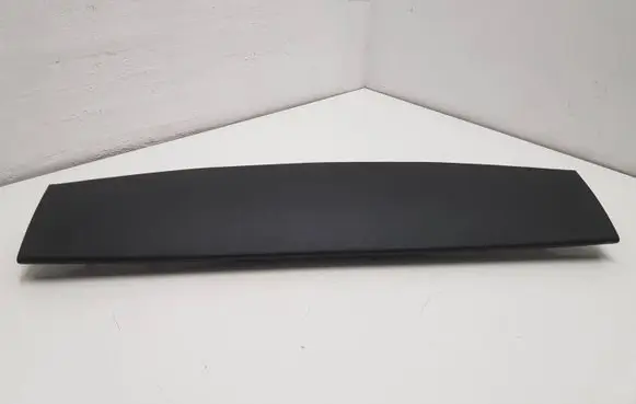 Opel Mokka Tailgate/trunk upper cover trim 95190803