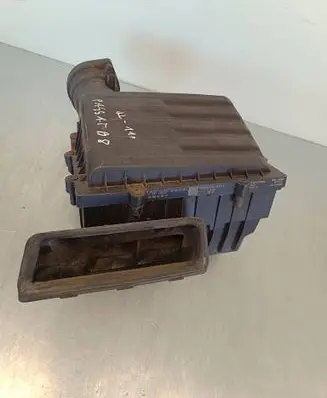 Volkswagen PASSAT B8 Air filter box 5Q0129607AA 5Q0129601AC