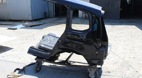 Volkswagen Touran III Front piece kit 5784501