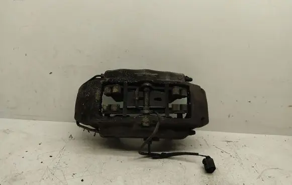 Audi Q7 4L Front brake caliper 18ZR
