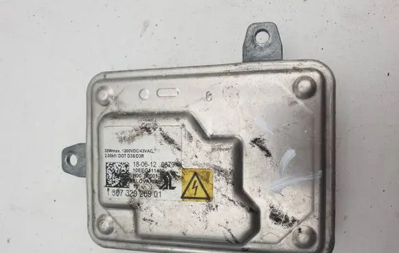 Land Rover Range Rover L322 Headlight ballast module Xenon 1200VDC43VAC 10EEG111400 130732926901