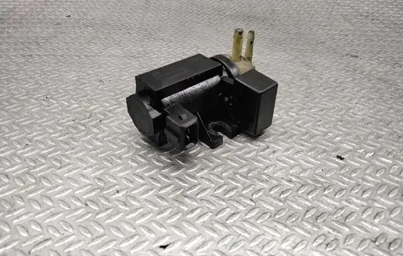 Opel Astra J Turbo solenoid valve 55564164