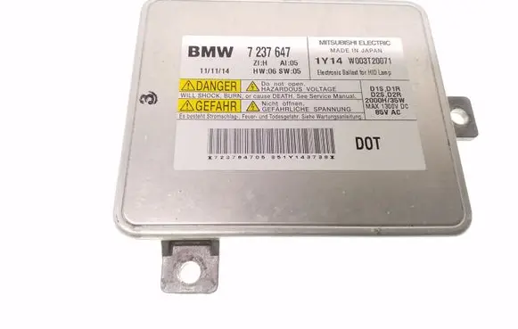 BMW 1 F20 F21 Headlight ballast module Xenon 7237647 W003T20071