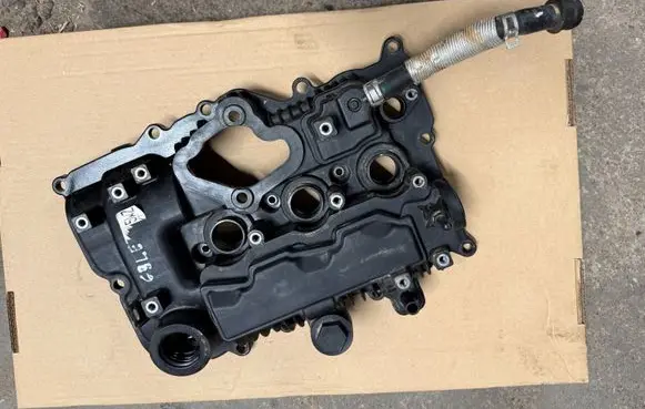 Hyundai i20 (BC3 BI3) Rocker cam cover 2240007170
