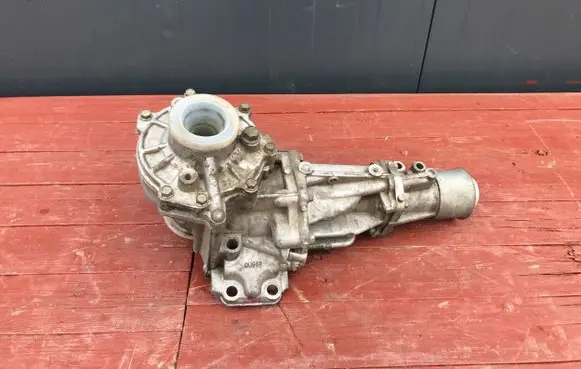 Mitsubishi Outlander Gearbox transfer box case 3200A158