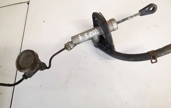 KIA Ceed Clutch master cylinder 