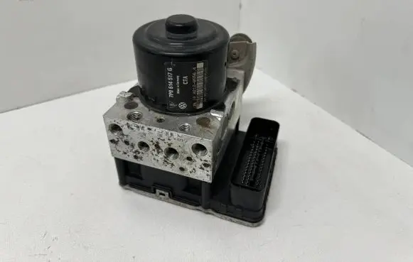 Volkswagen Touareg II ABS Pump 7P0907379G 7P0614517G