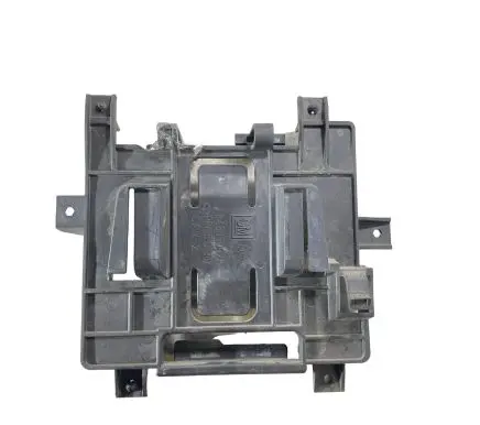 Chevrolet Equinox Other engine bay part 84803092