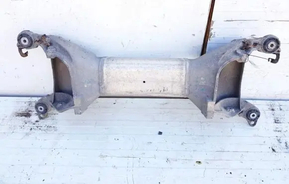 Peugeot 407 Rear subframe 