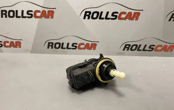 Headlight level adjustment motor