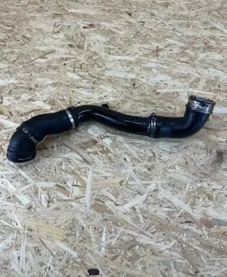 Intercooler hose/pipe