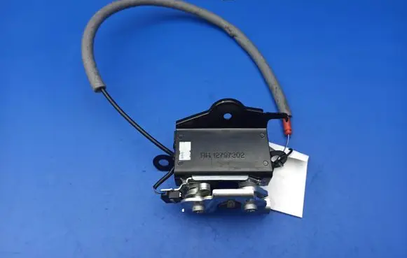 Cadillac BLS Seat back rest lock catch RH12797302 12797302