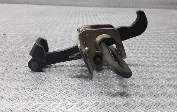 Volvo V70 Front door check strap stopper