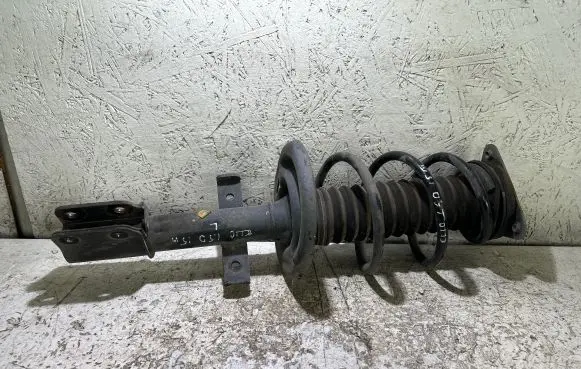 Renault Clio IV Front shock absorber/damper