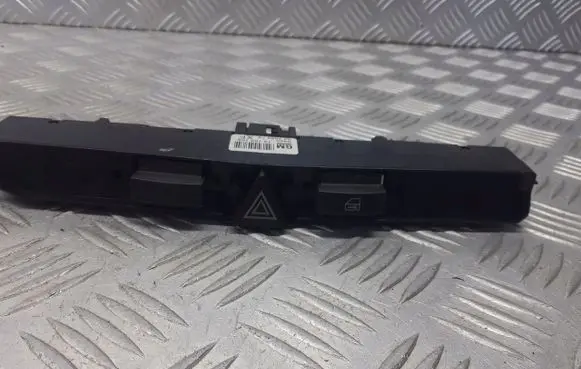 Opel Astra H Hazard light switch 130100105