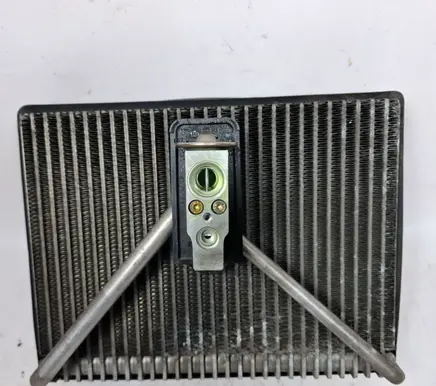 Air conditioning (A/C) radiator (interior)