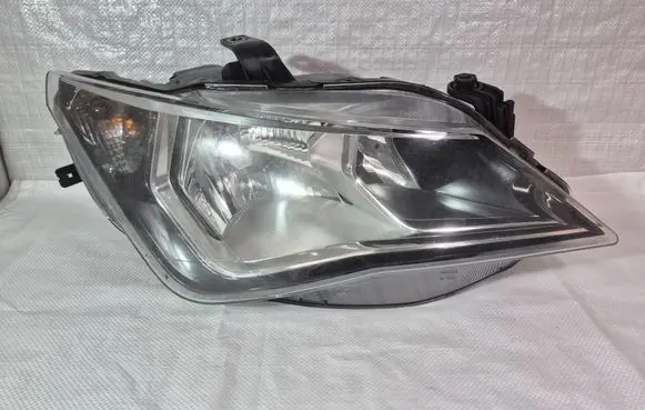 Seat Ibiza IV (6J,6P) Headlight/headlamp 6J1941006F