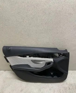 Mercedes-Benz C W205 Front door card panel trim
