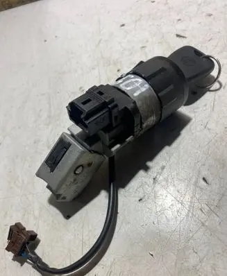 Citroen Xsara Picasso Ignition lock 36393600