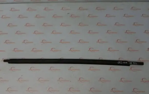 KIA Soul Front door windshield rail 