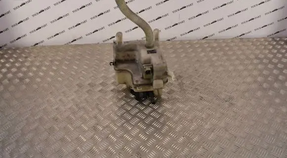 Lexus RX 330 - 350 - 400H Windshield washer fluid reservoir/tank 060851112