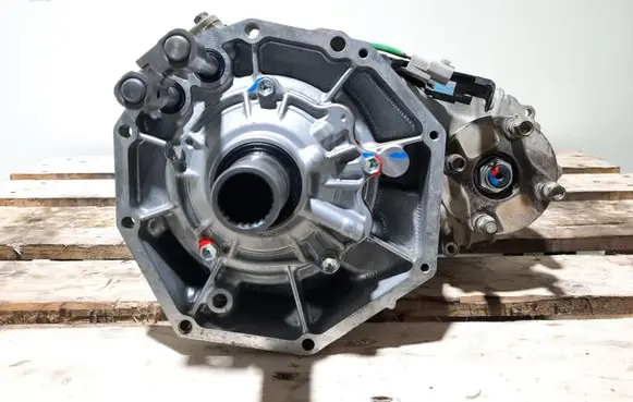 Toyota Hilux (AN10, AN20, AN30) Gearbox transfer box case 
