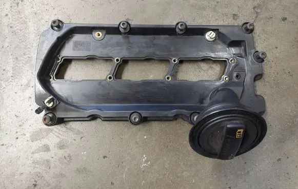 Rocker cam cover